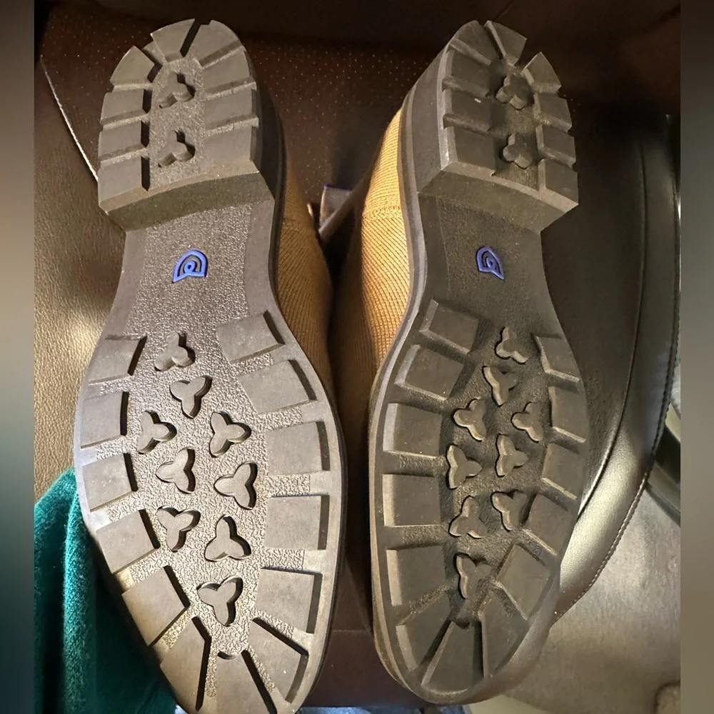 Brand new Rothy’s Lug Ankle Boots size 8.5 - Picture 2 of 2